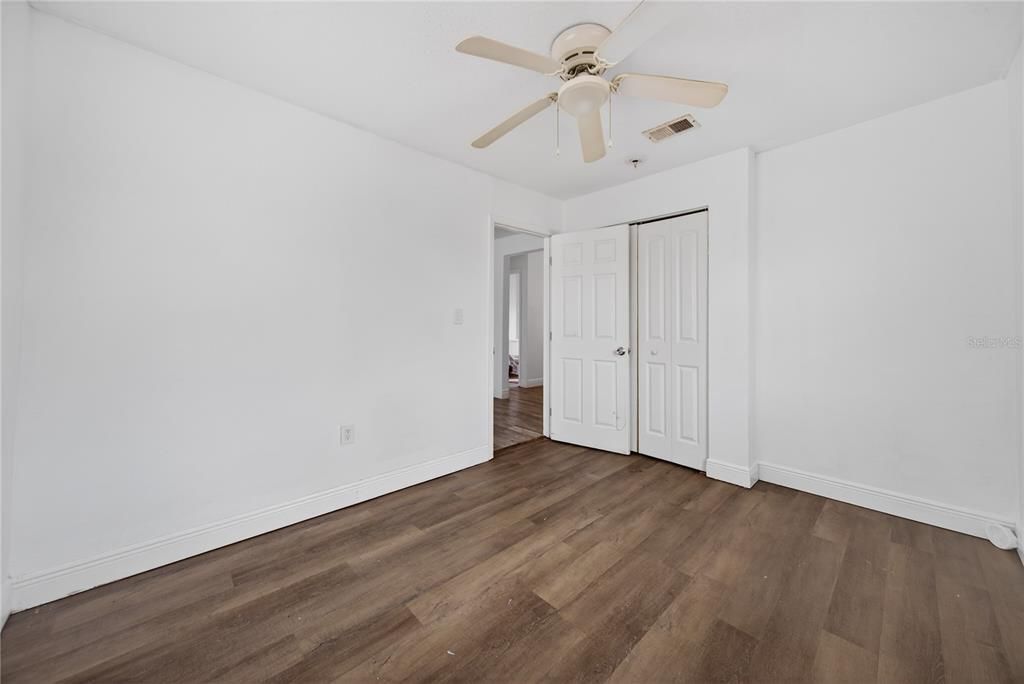For Sale: $220,000 (0 beds, 0 baths, 1298 Square Feet)