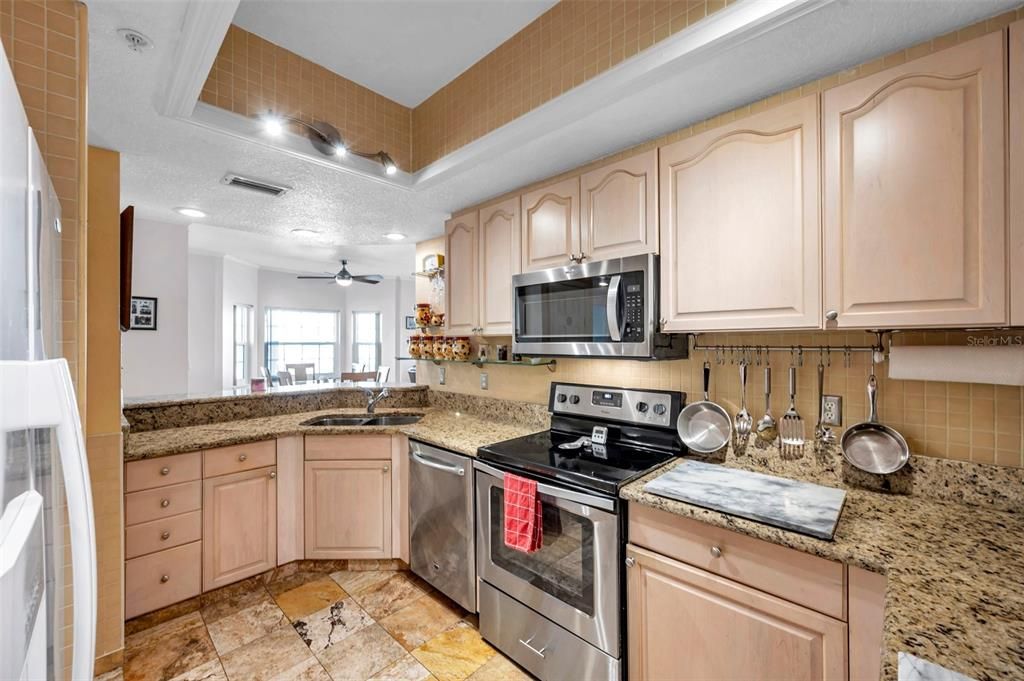 En Venta: $665,000 (3 camas, 2 baños, 1425 Pies cuadrados)