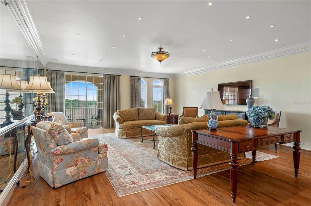 En Venta: $950,000 (3 camas, 3 baños, 3187 Pies cuadrados)