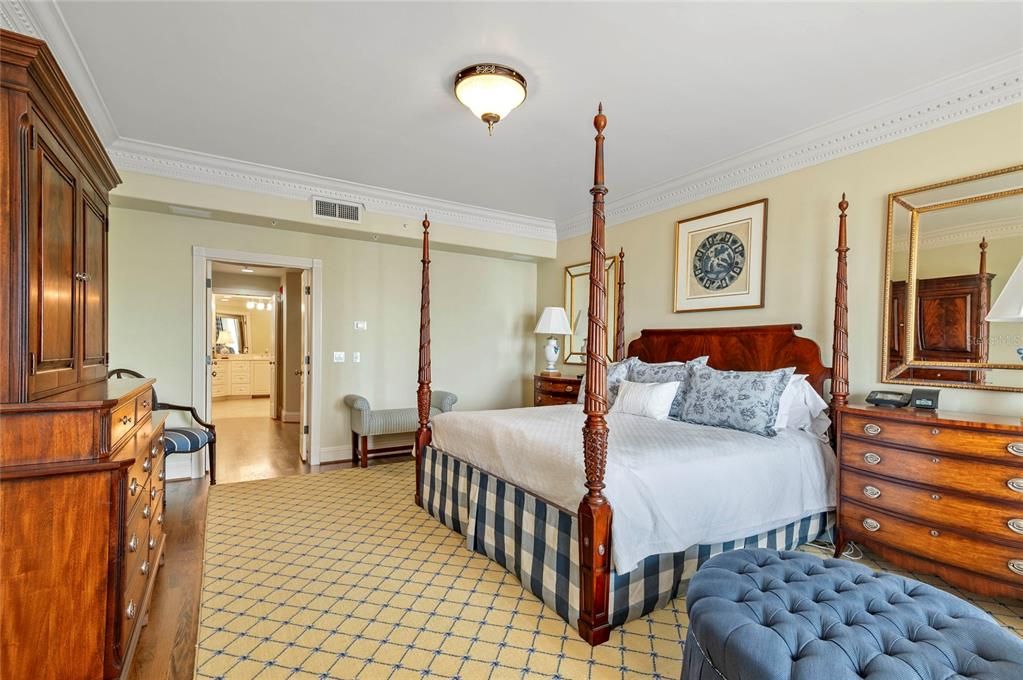 En Venta: $950,000 (3 camas, 3 baños, 3187 Pies cuadrados)