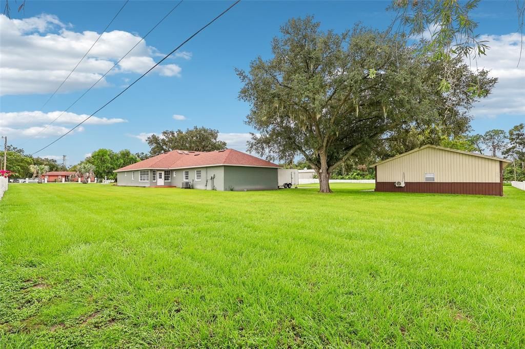 For Sale: $1,125,000 (6 beds, 3 baths, 4264 Square Feet)