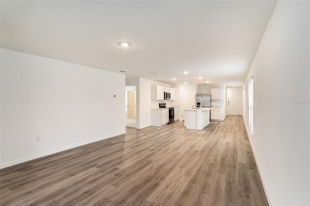 Active With Contract: $2,195 (4 beds, 2 baths, 1665 Square Feet)