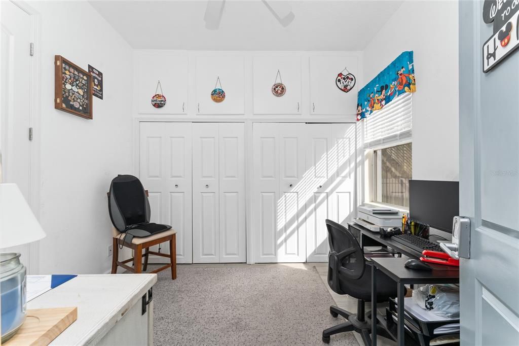 En Venta: $799,999 (4 camas, 3 baños, 2470 Pies cuadrados)