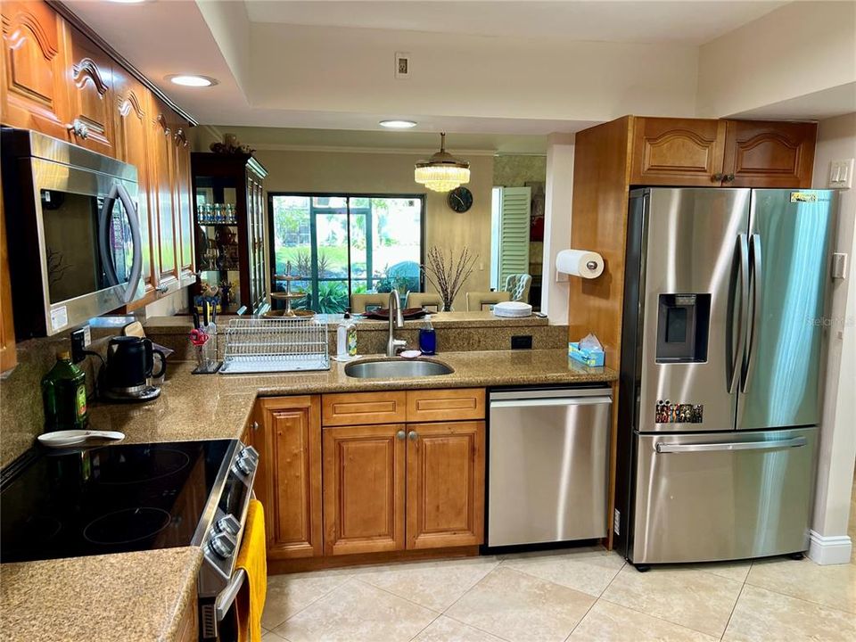 For Rent: $4,100 (3 beds, 2 baths, 2260 Square Feet)