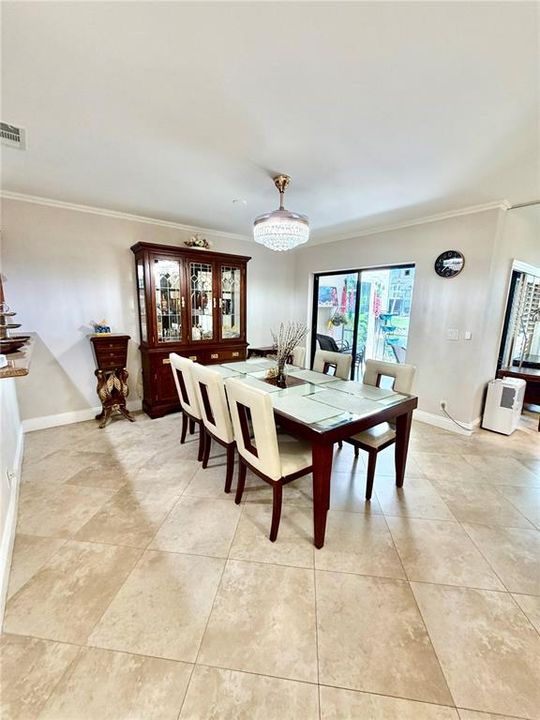 For Rent: $4,100 (3 beds, 2 baths, 2260 Square Feet)