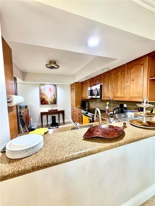 For Rent: $4,100 (3 beds, 2 baths, 2260 Square Feet)