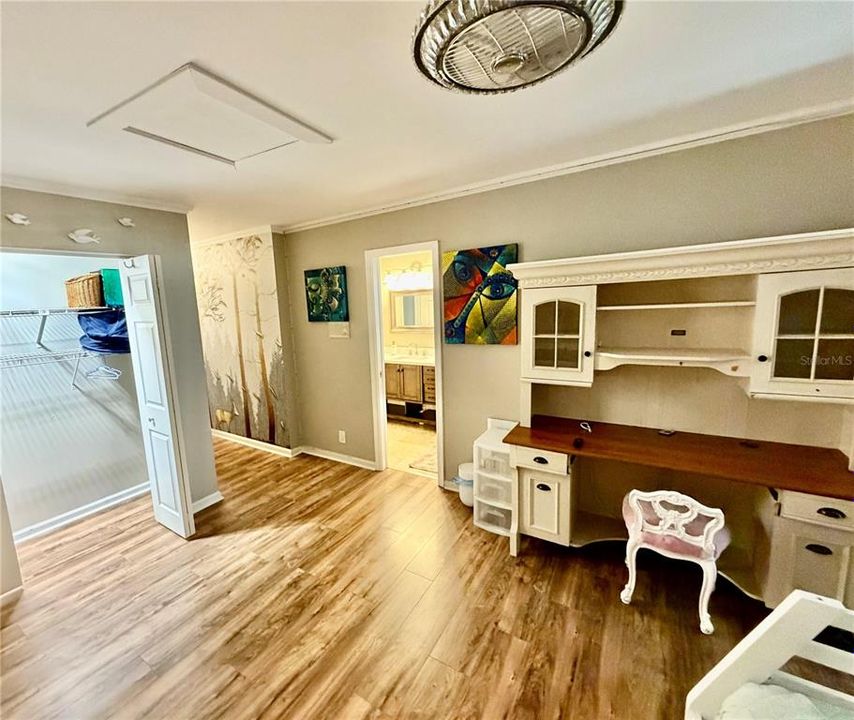 For Rent: $4,100 (3 beds, 2 baths, 2260 Square Feet)
