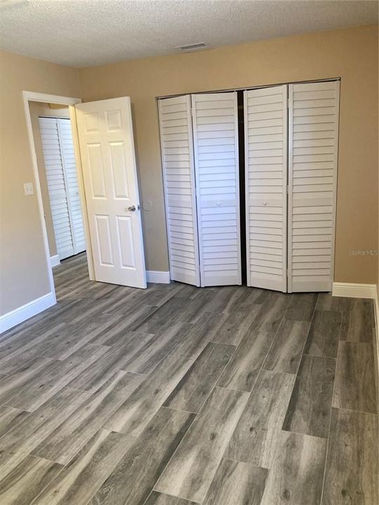 For Rent: $1,450 (2 beds, 1 baths, 980 Square Feet)