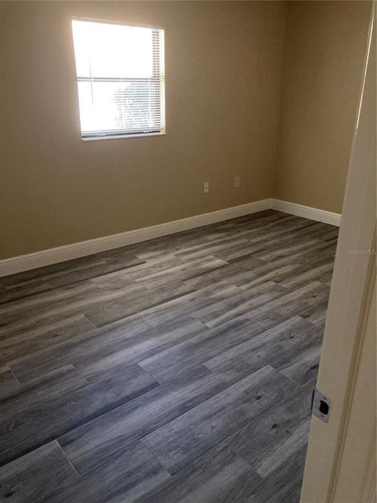 For Rent: $1,450 (2 beds, 1 baths, 980 Square Feet)