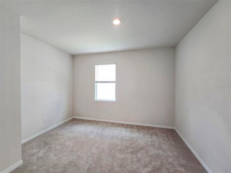 Active With Contract: $2,600 (3 beds, 2 baths, 2036 Square Feet)