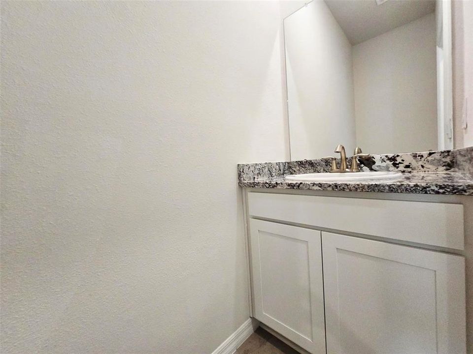 Active With Contract: $2,600 (3 beds, 2 baths, 2036 Square Feet)