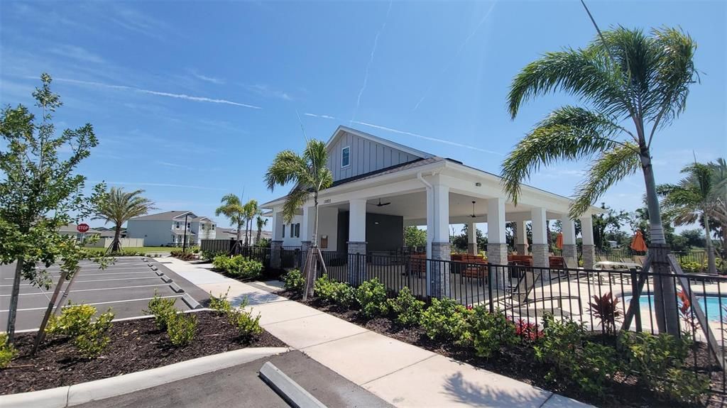 Active With Contract: $2,600 (3 beds, 2 baths, 2036 Square Feet)