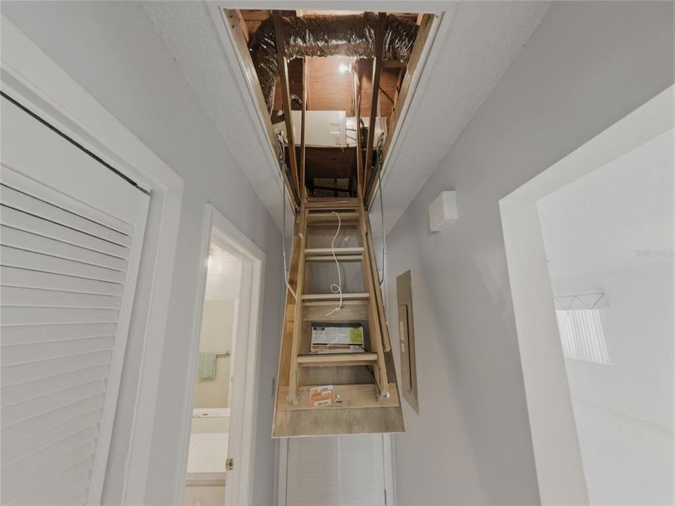 For Sale: $145,000 (2 beds, 2 baths, 1125 Square Feet)