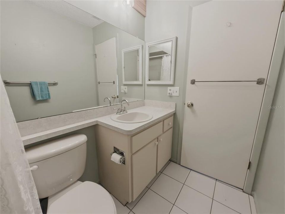 For Sale: $145,000 (2 beds, 2 baths, 1125 Square Feet)