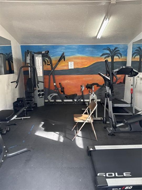 Activo con contrato: $85,000 (2 camas, 1 baños, 636 Pies cuadrados)