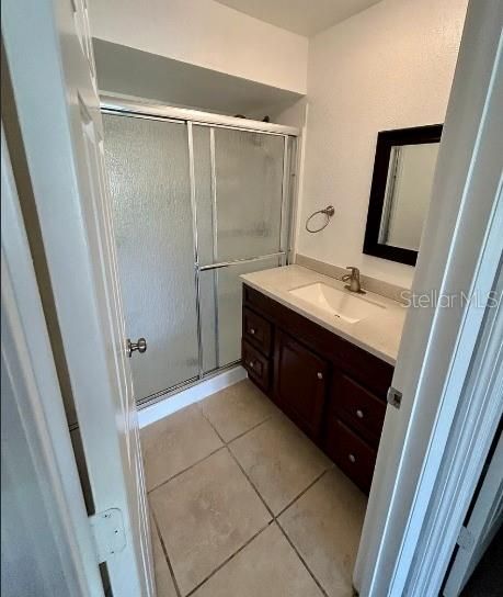 Active With Contract: $1,400 (2 beds, 2 baths, 1165 Square Feet)