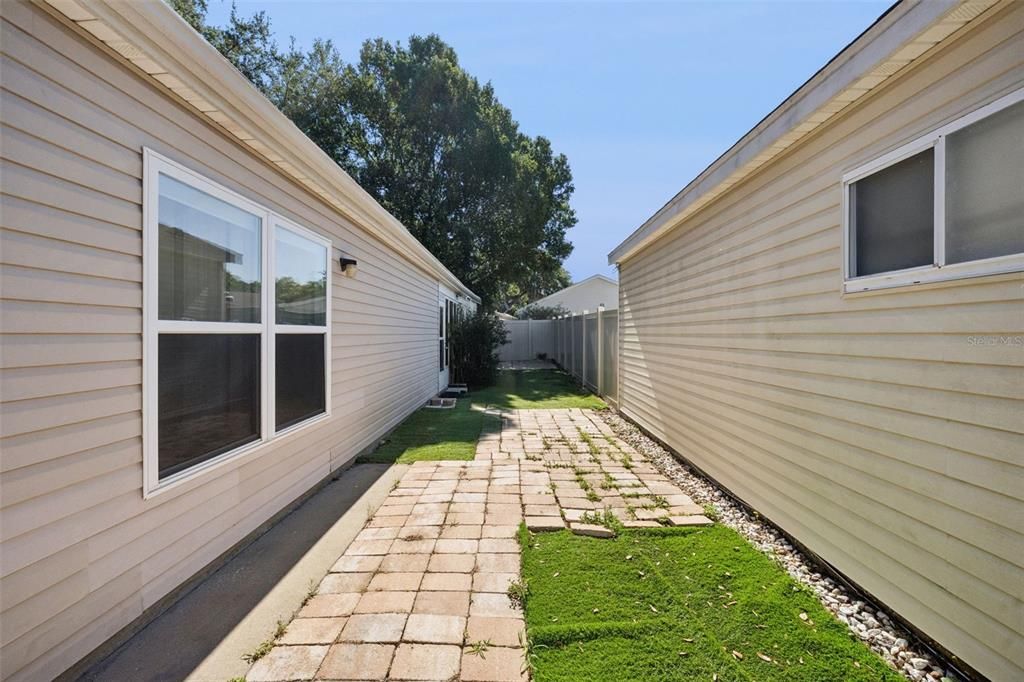 En Venta: $230,000 (2 camas, 2 baños, 1289 Pies cuadrados)