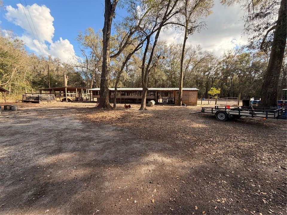 For Sale: $499,999 (5 beds, 3 baths, 2264 Square Feet)