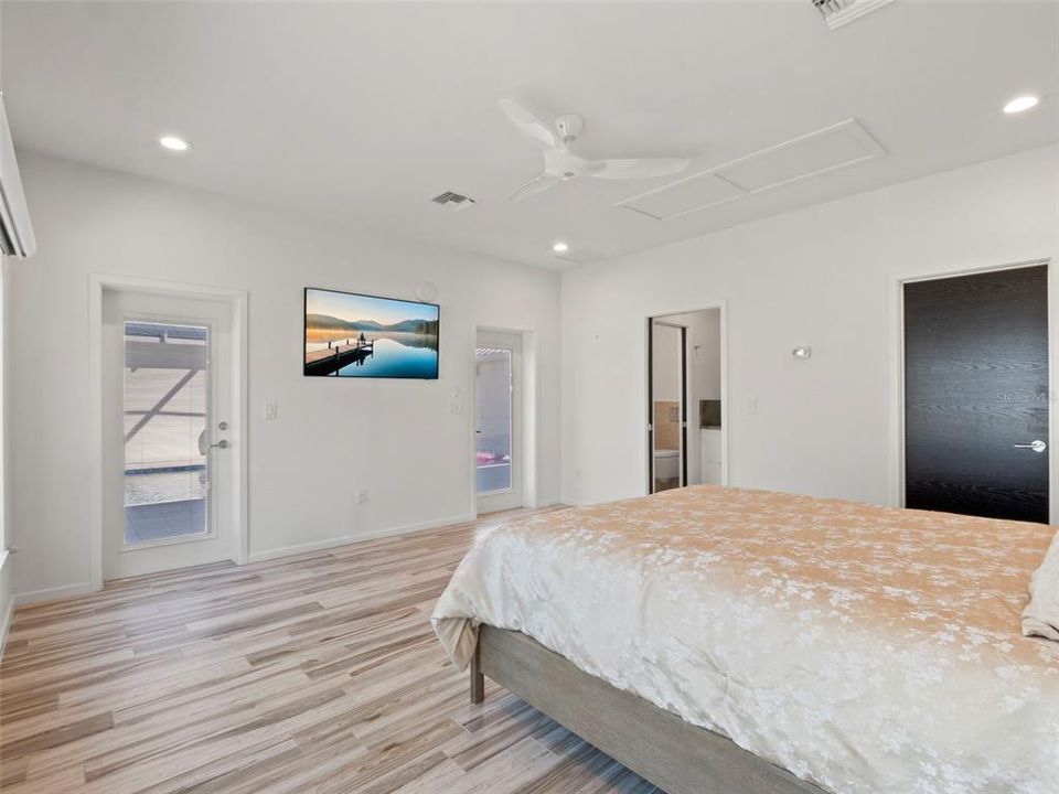 En Venta: $1,825,000 (4 camas, 4 baños, 3185 Pies cuadrados)