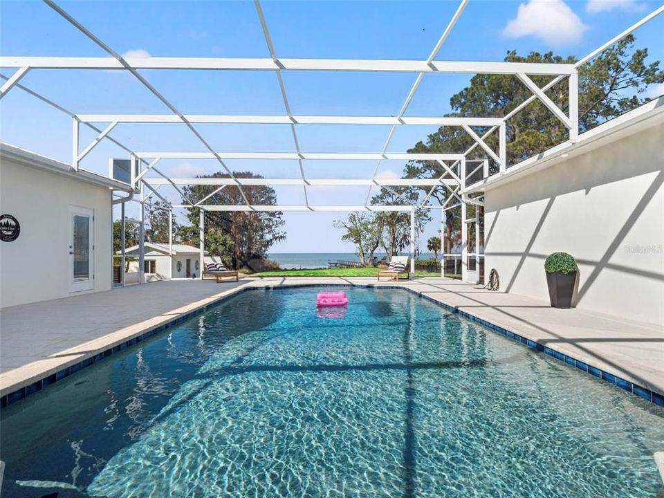 En Venta: $1,825,000 (4 camas, 4 baños, 3185 Pies cuadrados)