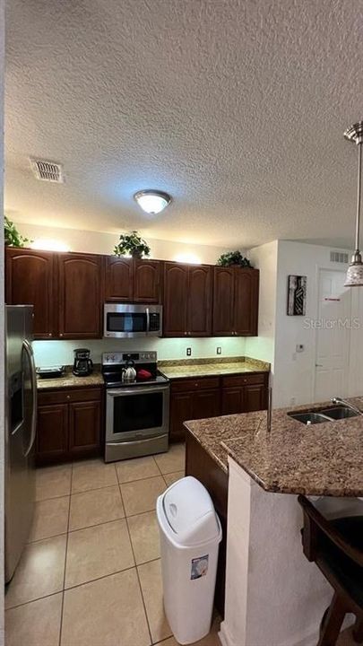 For Sale: $649,000 (3 beds, 2 baths, 2097 Square Feet)