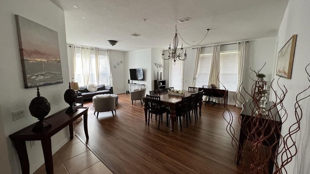 For Sale: $649,000 (3 beds, 2 baths, 2097 Square Feet)