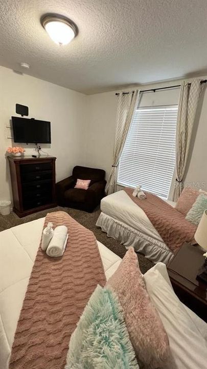 For Sale: $649,000 (3 beds, 2 baths, 2097 Square Feet)