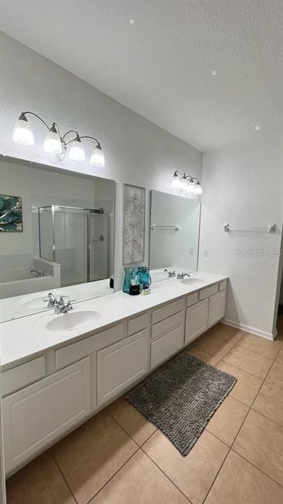 For Sale: $649,000 (3 beds, 2 baths, 2097 Square Feet)