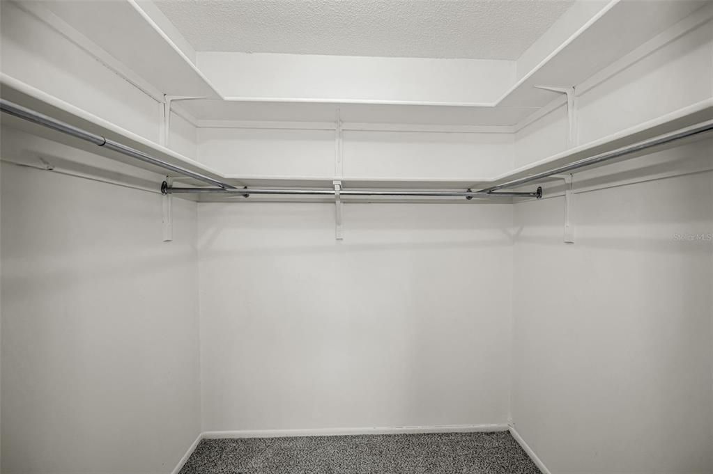 出租: $1,650 (2 贝兹, 1 浴室, 1854 平方英尺)