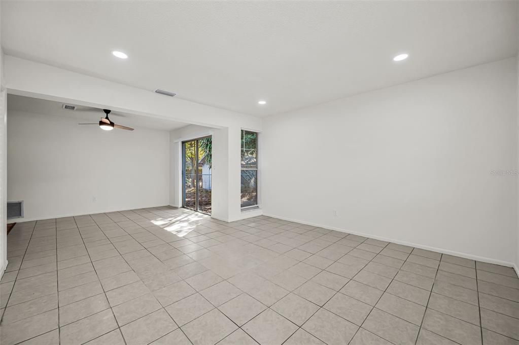 出租: $1,650 (2 贝兹, 1 浴室, 1854 平方英尺)