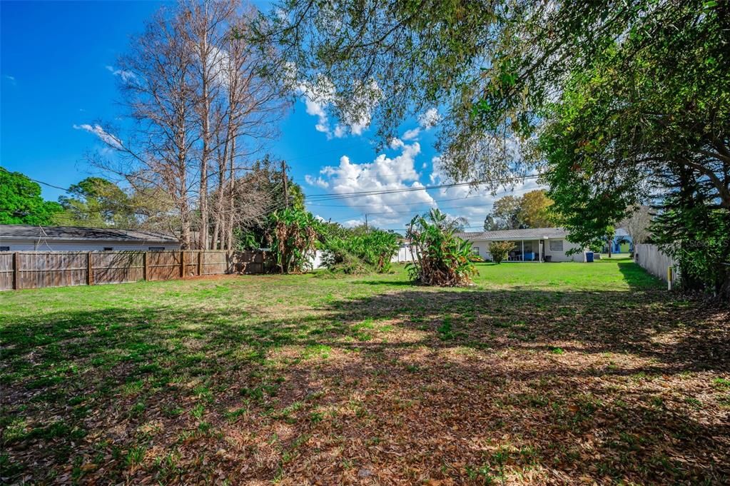 出租: $1,650 (2 贝兹, 1 浴室, 1854 平方英尺)