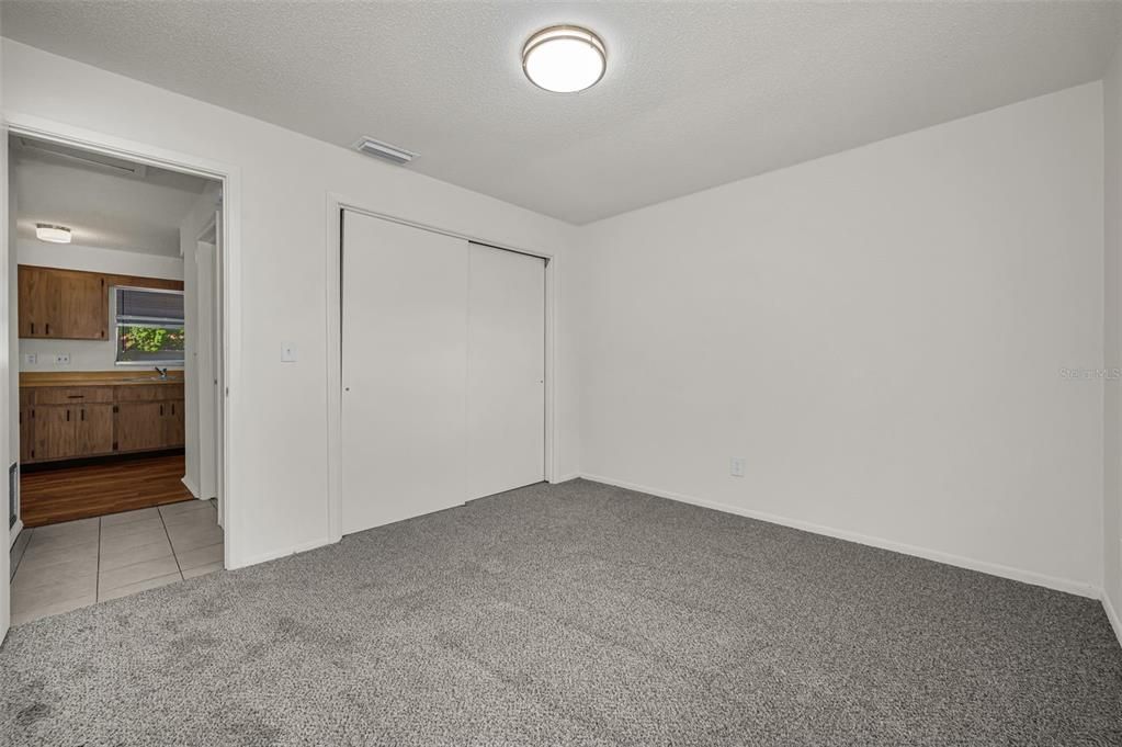 出租: $1,650 (2 贝兹, 1 浴室, 1854 平方英尺)