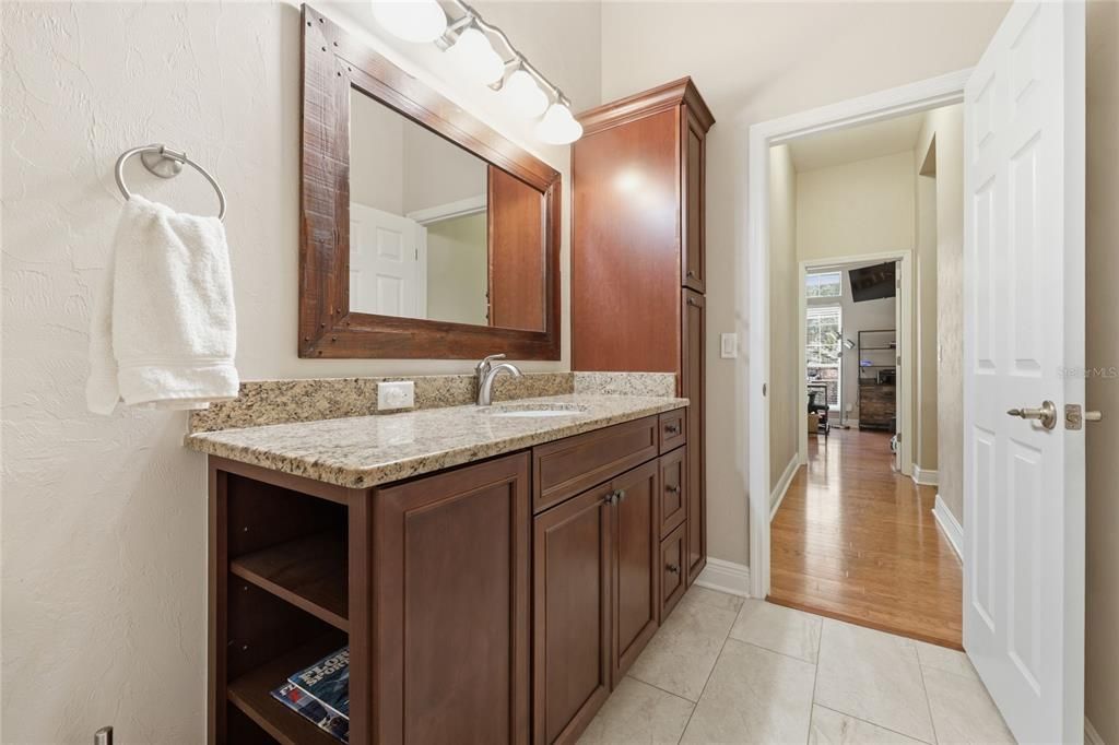 For Sale: $950,000 (5 beds, 3 baths, 3910 Square Feet)