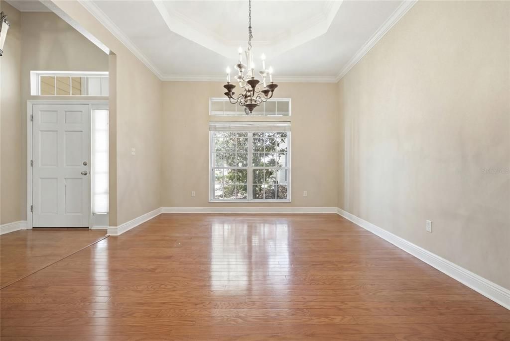 For Sale: $950,000 (5 beds, 3 baths, 3910 Square Feet)