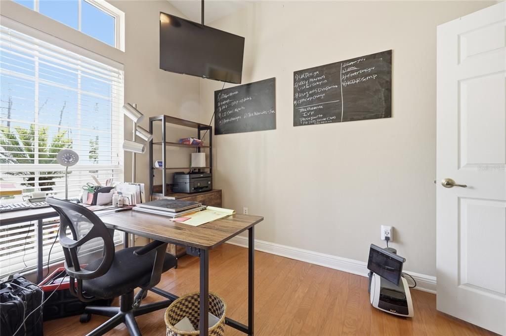 For Sale: $950,000 (5 beds, 3 baths, 3910 Square Feet)