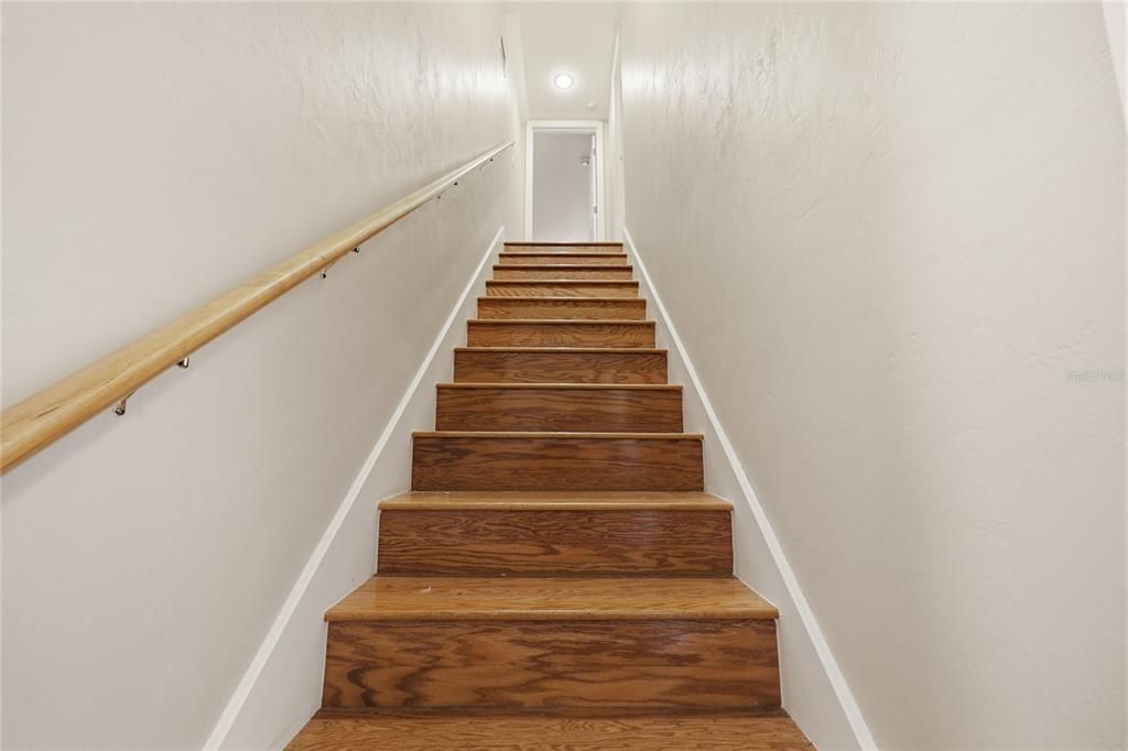 For Sale: $950,000 (5 beds, 3 baths, 3910 Square Feet)