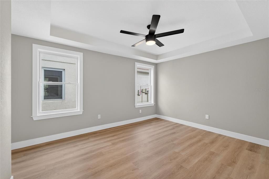 Active With Contract: $429,999 (4 beds, 2 baths, 1754 Square Feet)