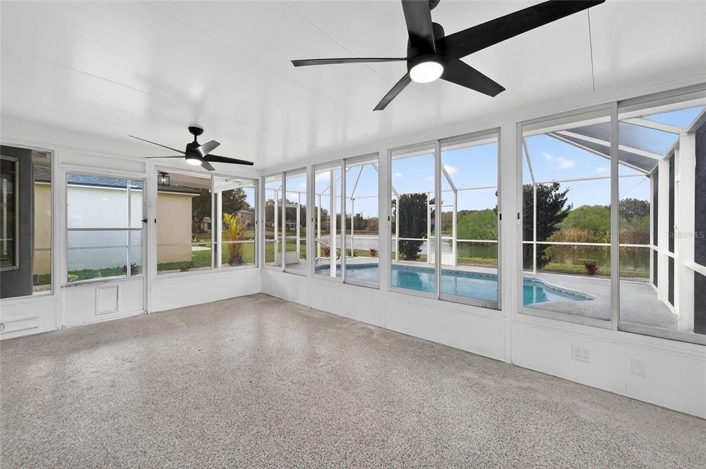 Active With Contract: $429,999 (4 beds, 2 baths, 1754 Square Feet)