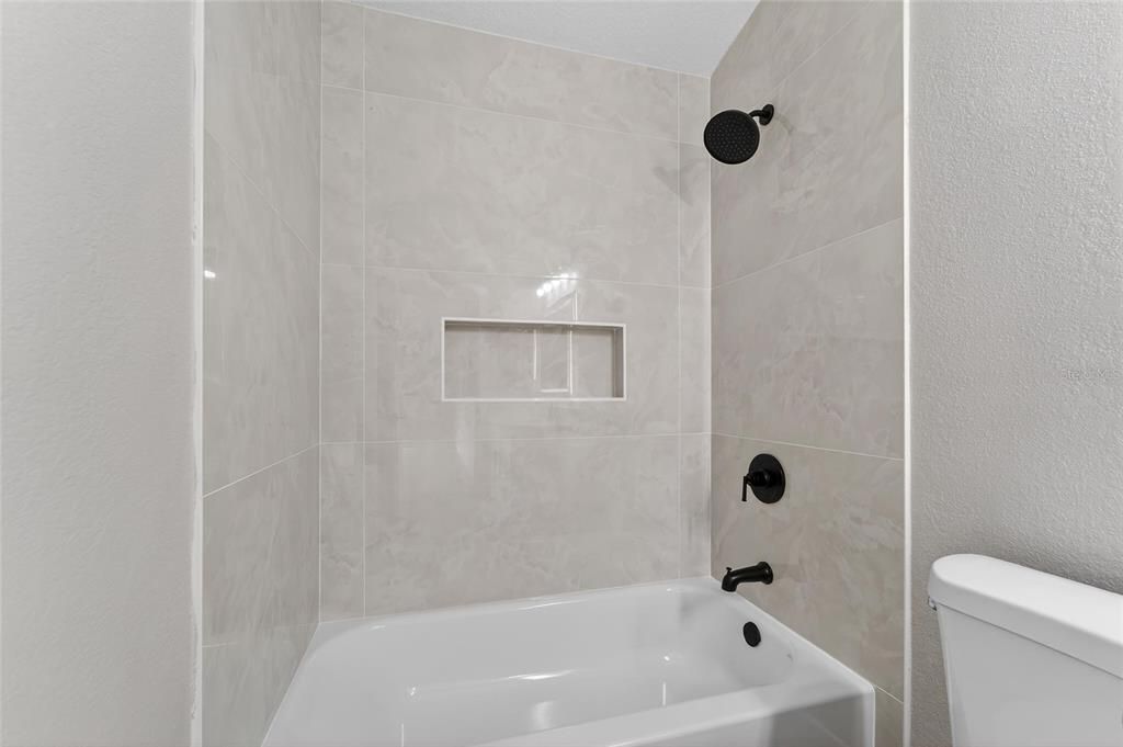 Active With Contract: $429,999 (4 beds, 2 baths, 1754 Square Feet)
