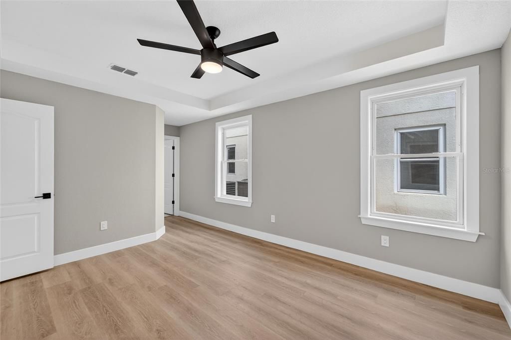 Active With Contract: $429,999 (4 beds, 2 baths, 1754 Square Feet)