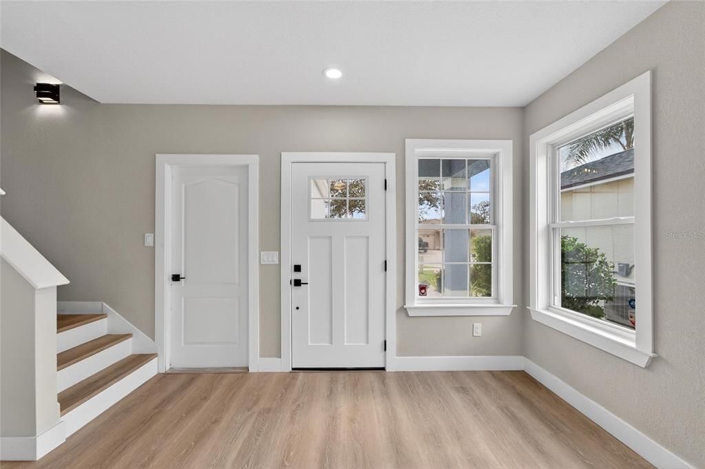Active With Contract: $429,999 (4 beds, 2 baths, 1754 Square Feet)