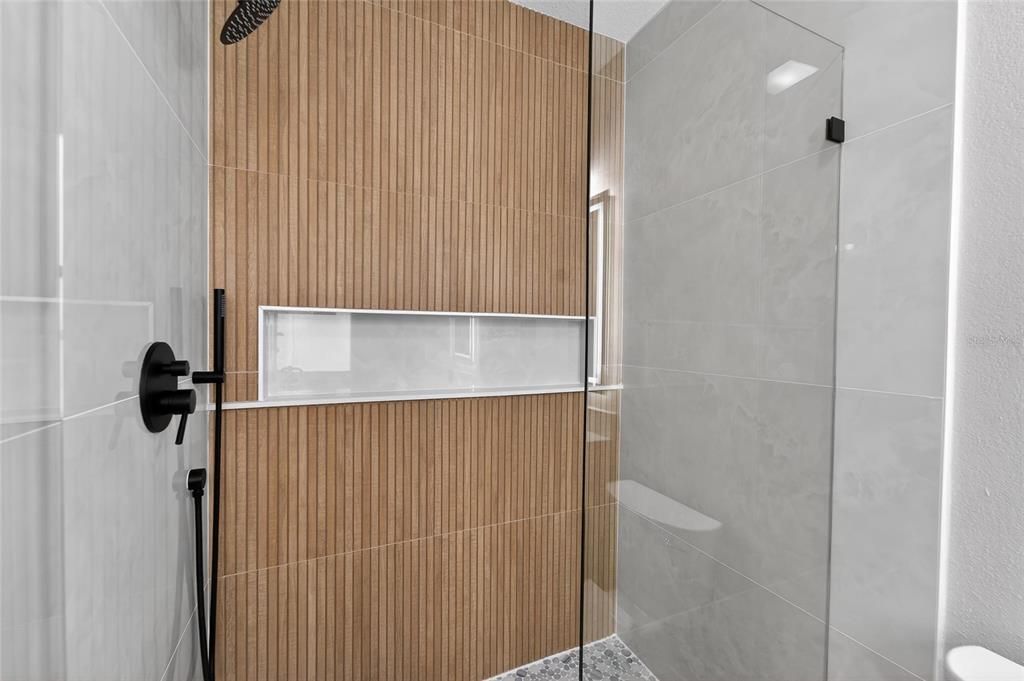 Active With Contract: $429,999 (4 beds, 2 baths, 1754 Square Feet)