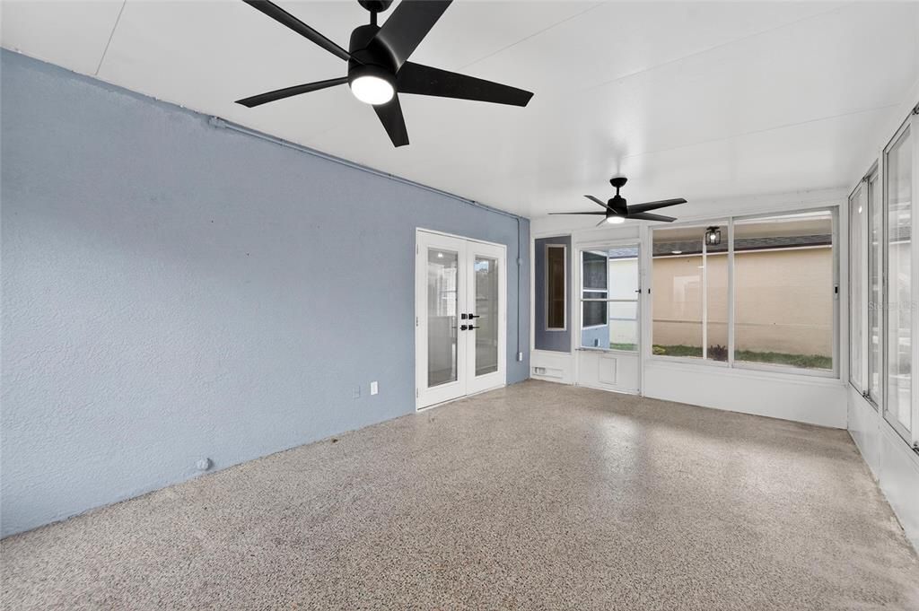Active With Contract: $429,999 (4 beds, 2 baths, 1754 Square Feet)
