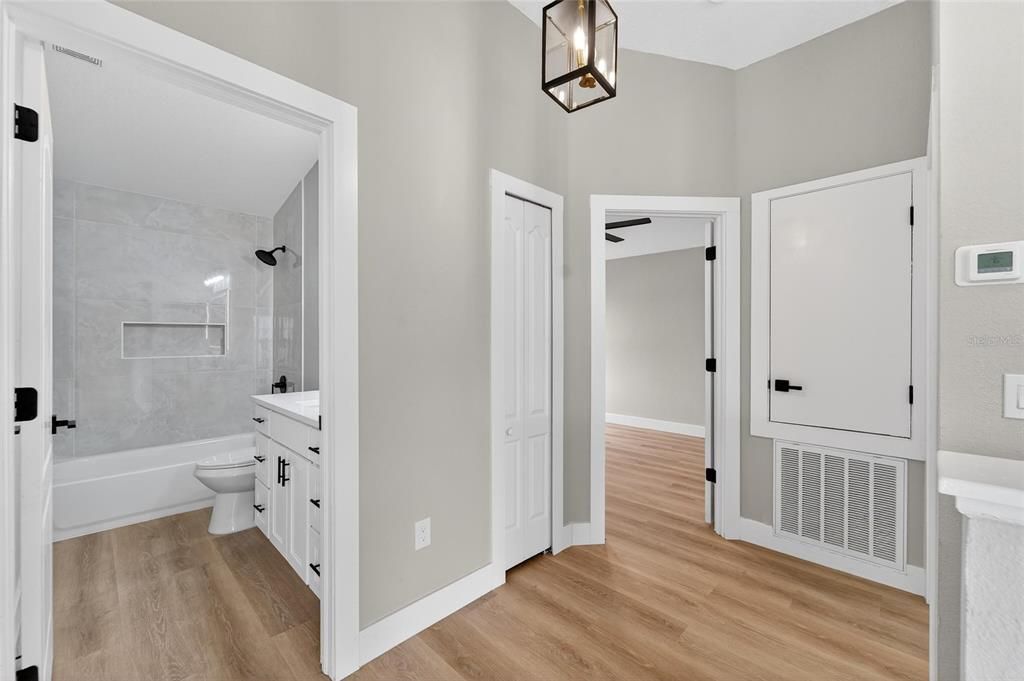Active With Contract: $429,999 (4 beds, 2 baths, 1754 Square Feet)