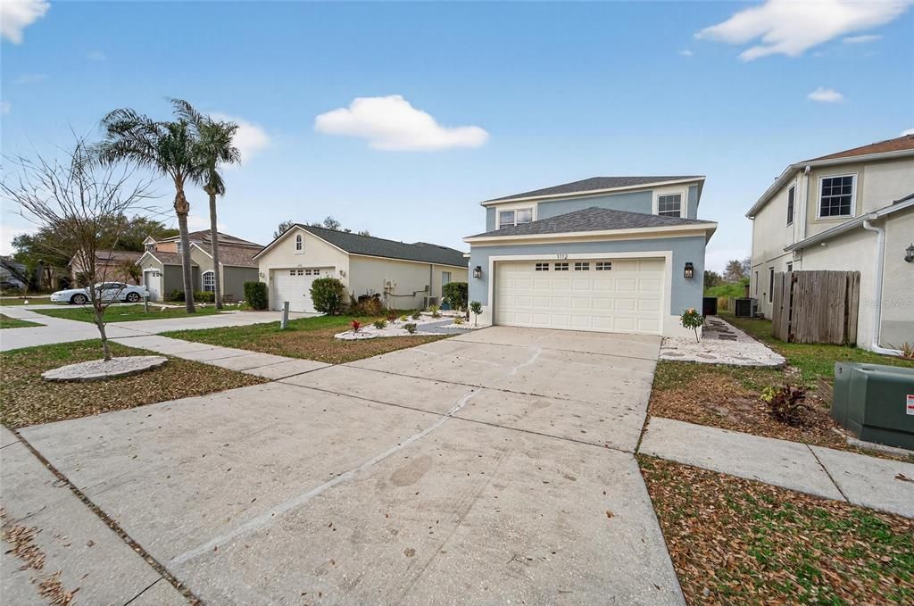 Active With Contract: $429,999 (4 beds, 2 baths, 1754 Square Feet)