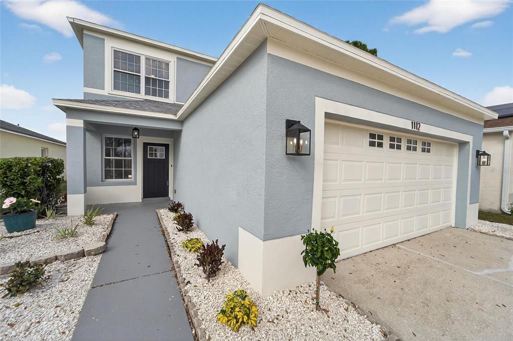 Active With Contract: $429,999 (4 beds, 2 baths, 1754 Square Feet)