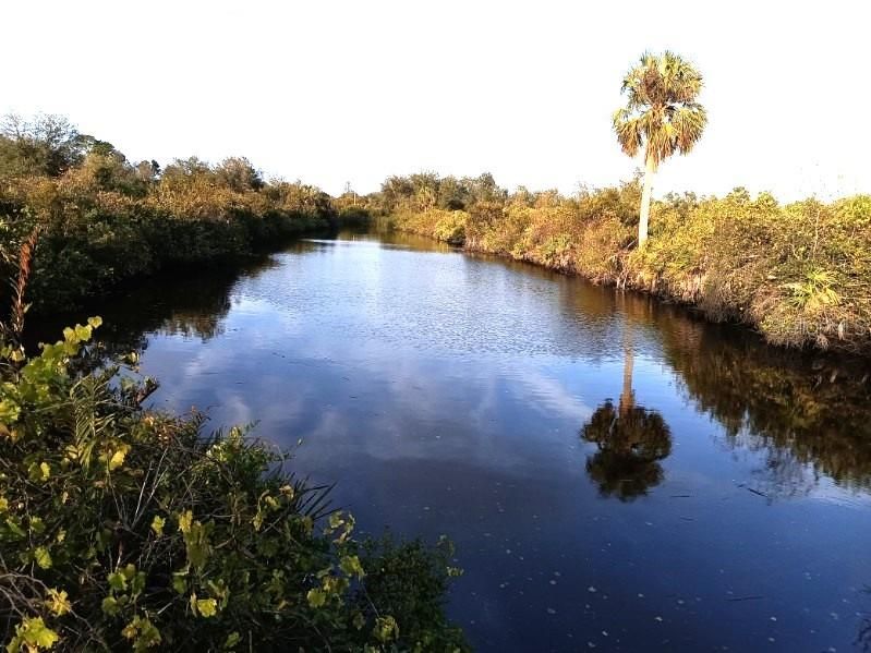 En Venta: $38,000 (0.25 acres)