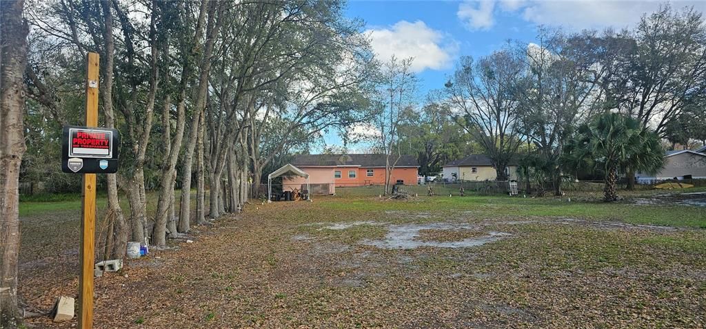 На продажу: $95,000 (0.22 acres)