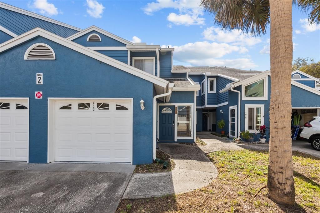 For Sale: $229,900 (3 beds, 2 baths, 1560 Square Feet)