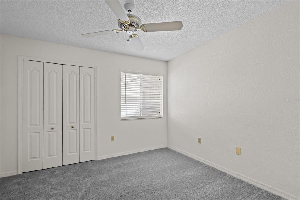 For Sale: $229,900 (3 beds, 2 baths, 1560 Square Feet)